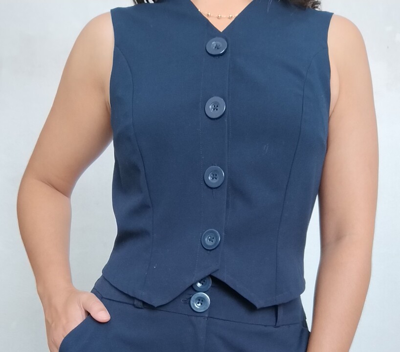 Colete feminino de alfaiataria